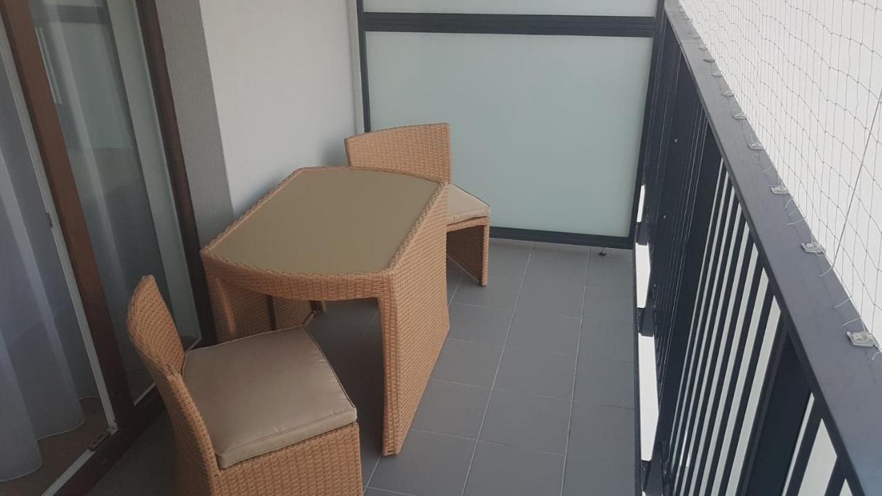 Apartament W Warszawie Dedykowany Parking Podziemny W Cenie, Wifi, Blisko Centrum New Apartment In Warsaw Finished To A High Specification Fitted Out To A High Standard On The 7Th Floor, Wifi, Underground Parking Price Included Dış mekan fotoğraf