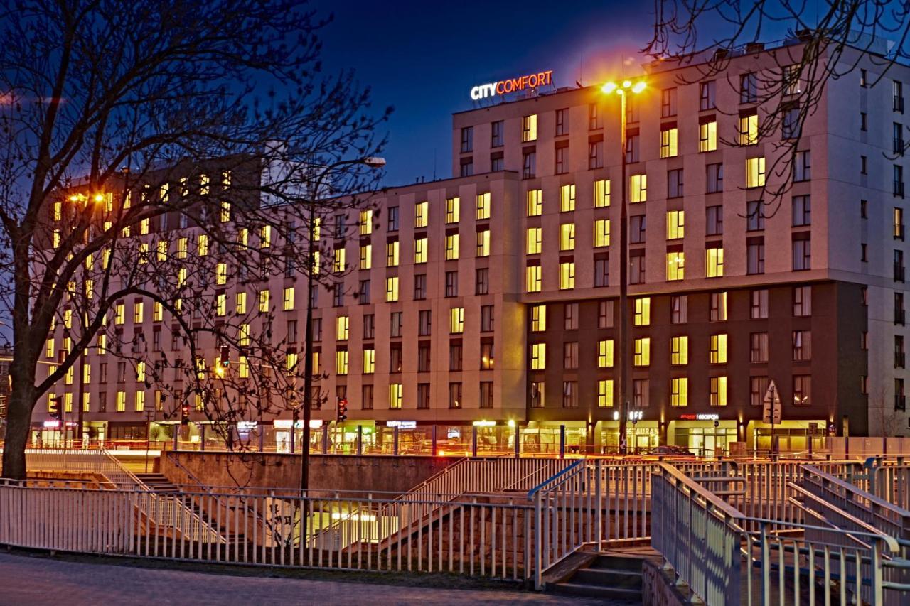 Apartament W Warszawie Dedykowany Parking Podziemny W Cenie, Wifi, Blisko Centrum New Apartment In Warsaw Finished To A High Specification Fitted Out To A High Standard On The 7Th Floor, Wifi, Underground Parking Price Included Dış mekan fotoğraf