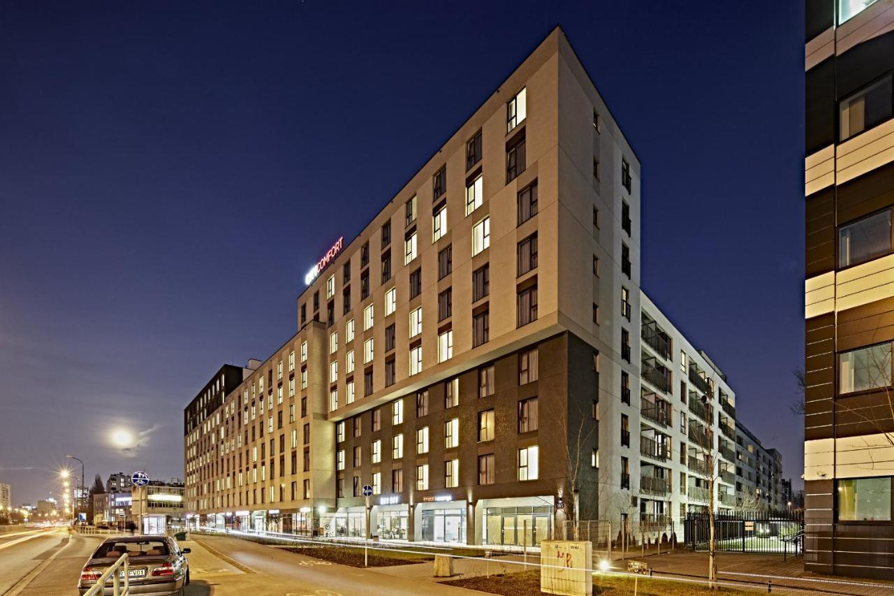 Apartament W Warszawie Dedykowany Parking Podziemny W Cenie, Wifi, Blisko Centrum New Apartment In Warsaw Finished To A High Specification Fitted Out To A High Standard On The 7Th Floor, Wifi, Underground Parking Price Included Dış mekan fotoğraf