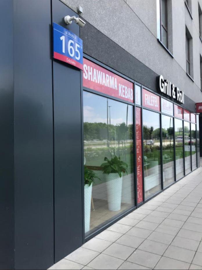 Apartament W Warszawie Dedykowany Parking Podziemny W Cenie, Wifi, Blisko Centrum New Apartment In Warsaw Finished To A High Specification Fitted Out To A High Standard On The 7Th Floor, Wifi, Underground Parking Price Included Dış mekan fotoğraf